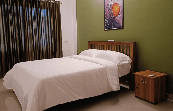 ROOM1 (1)